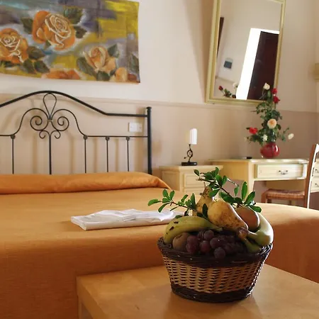 Teresa ホテル モーディカ